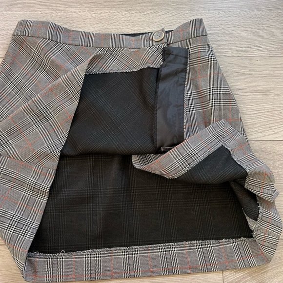 Zara Check Preppy Dark Academia Mini Skirt - Picture 7 of 12